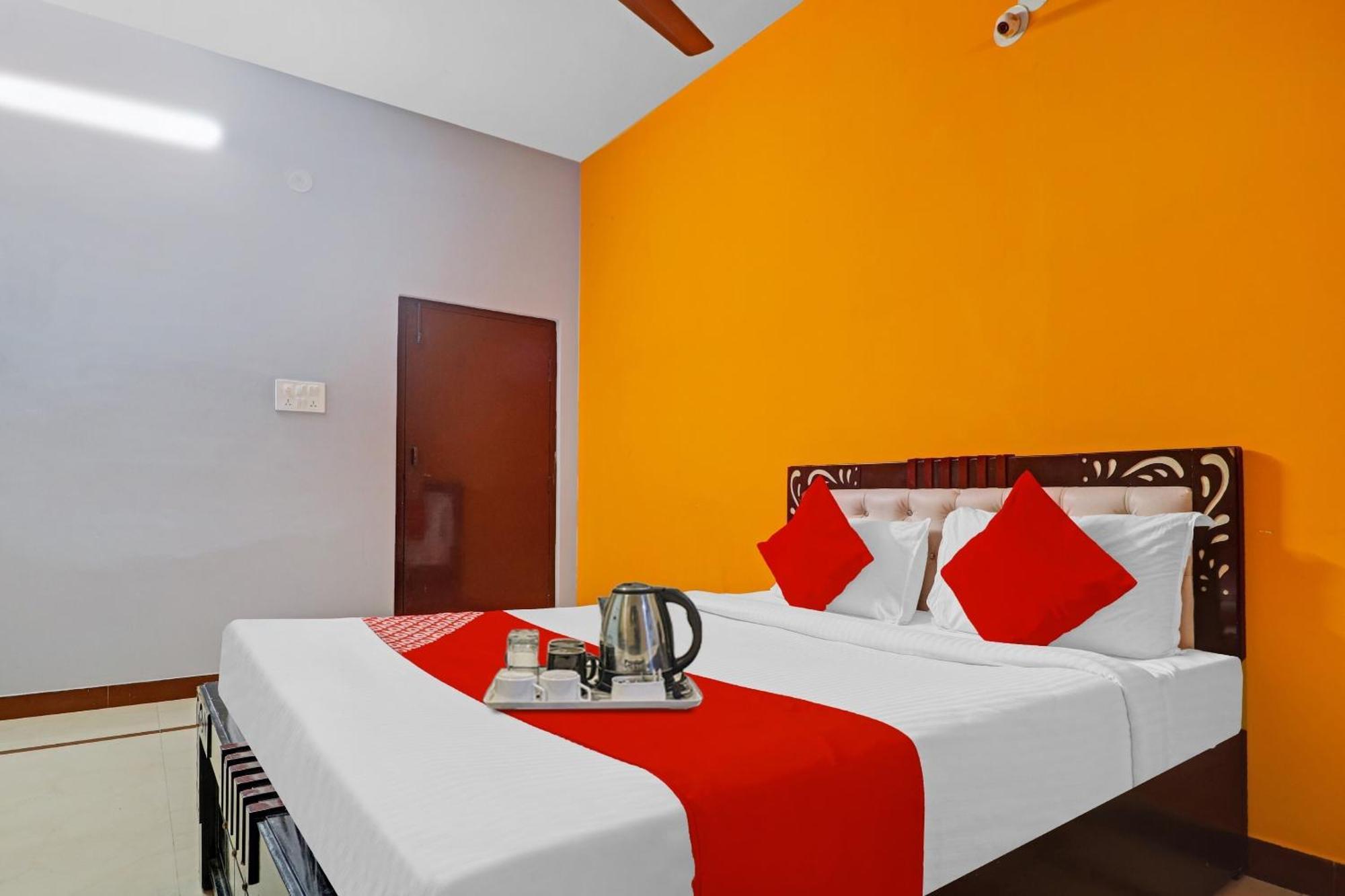 Hotel O Jagannath Near Shilparamam Kondapur  Exteriör bild