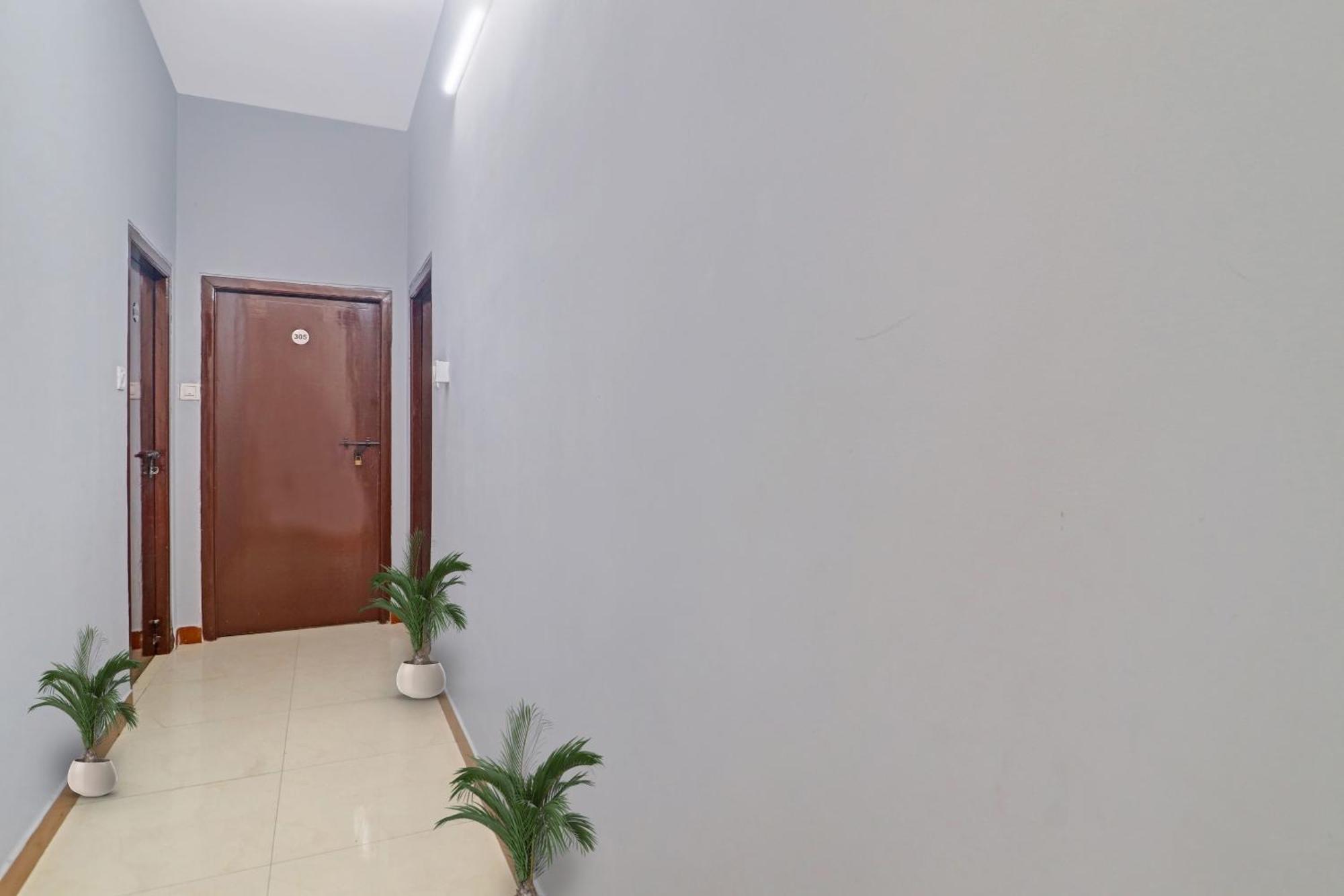 Hotel O Jagannath Near Shilparamam Kondapur  Exteriör bild