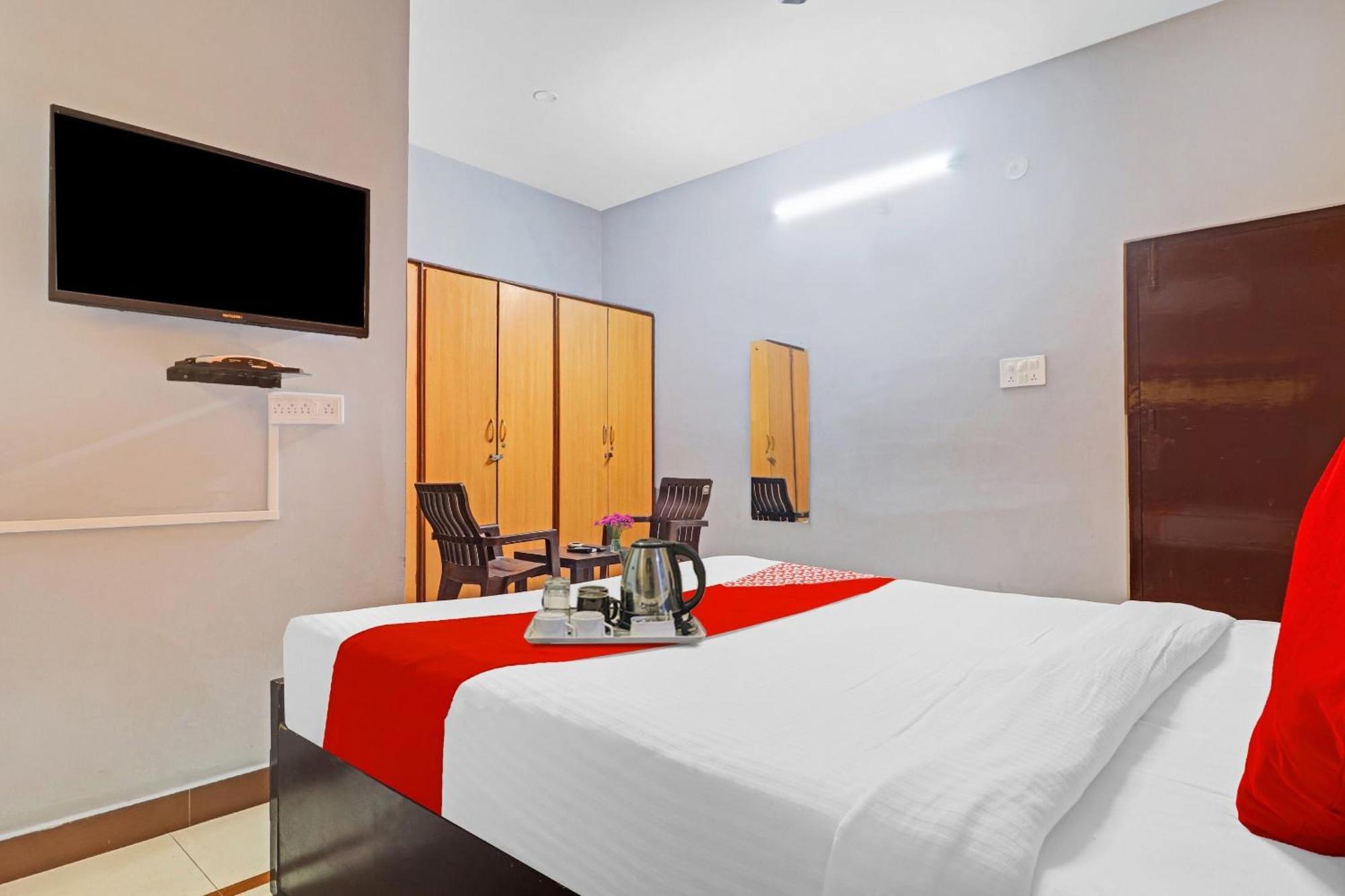 Hotel O Jagannath Near Shilparamam Kondapur  Exteriör bild
